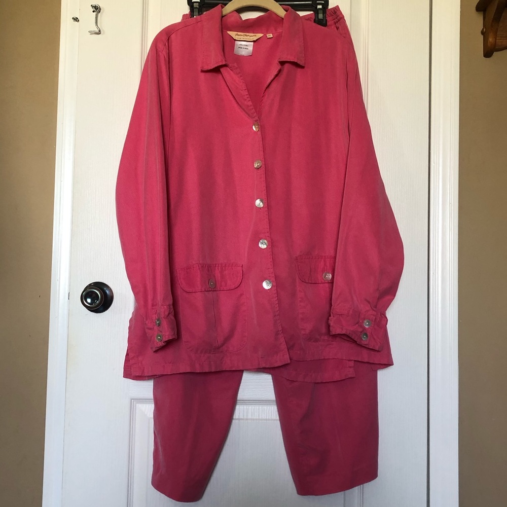Norm Thompson jacket and matching pants